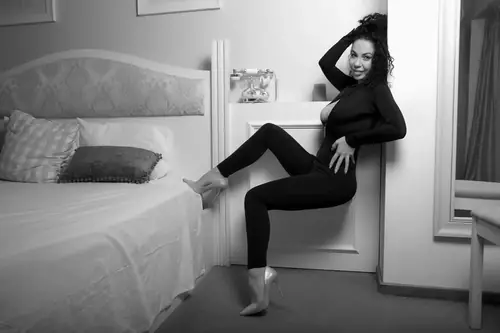 PenelopeDesire - vibrator