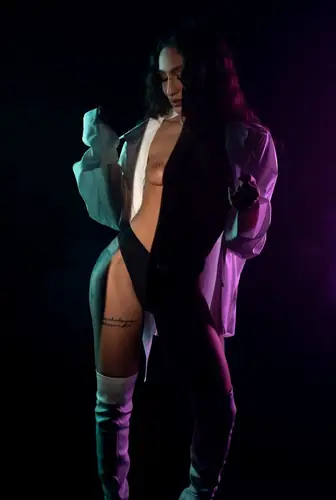 VanessaMoonroe - latina
