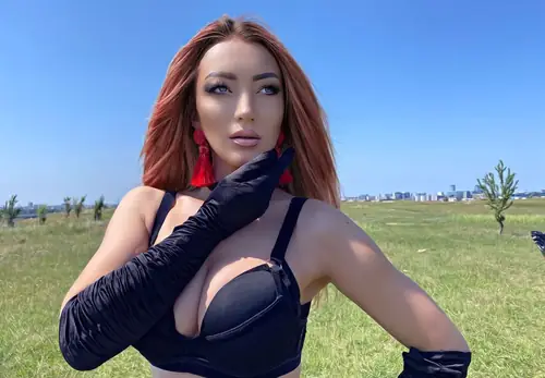 MiaBlackXO - joi
