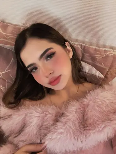 Emma Rose - bigass
