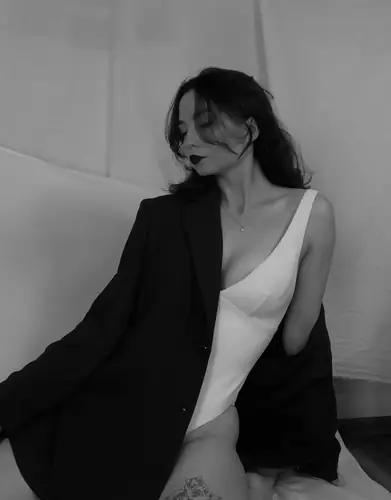 Nicole - slave