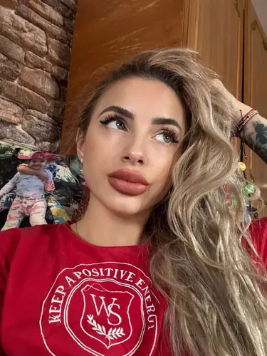 LoraSinClare - roleplay