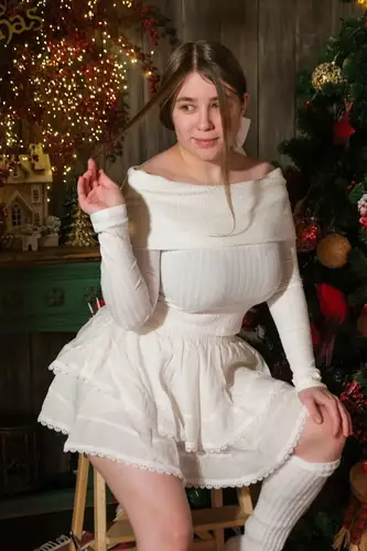 Emily - petite