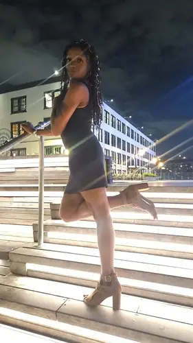 Sophia Morgan - ebony